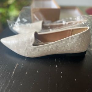 Brand new leather flats